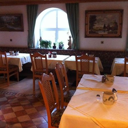 Hotel Preishof Kirchham Eksteriør bilde