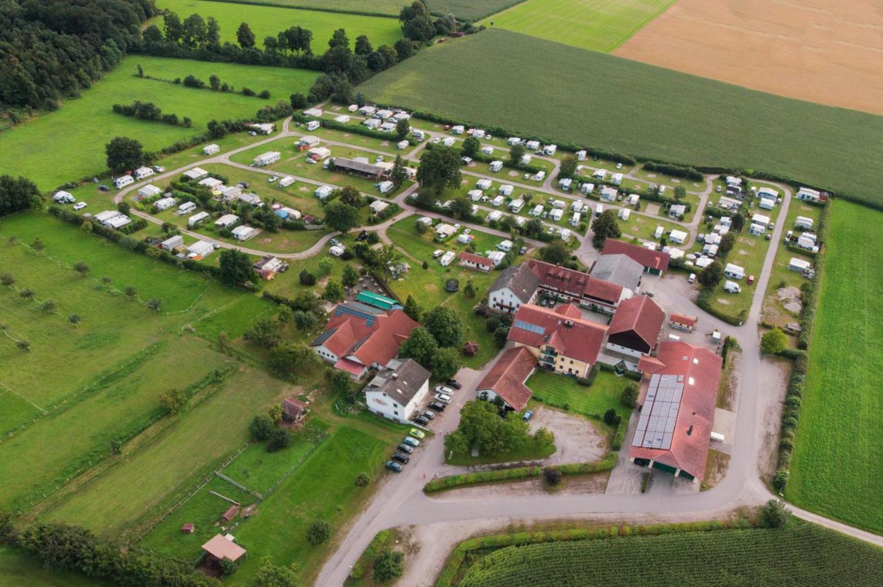 Hotel Preishof Kirchham Eksteriør bilde
