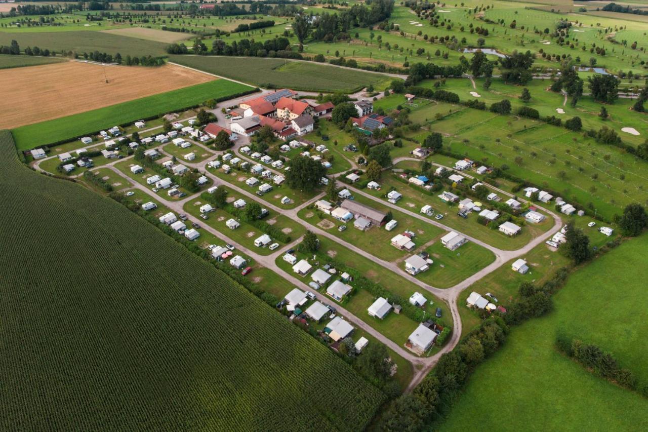 Hotel Preishof Kirchham Eksteriør bilde